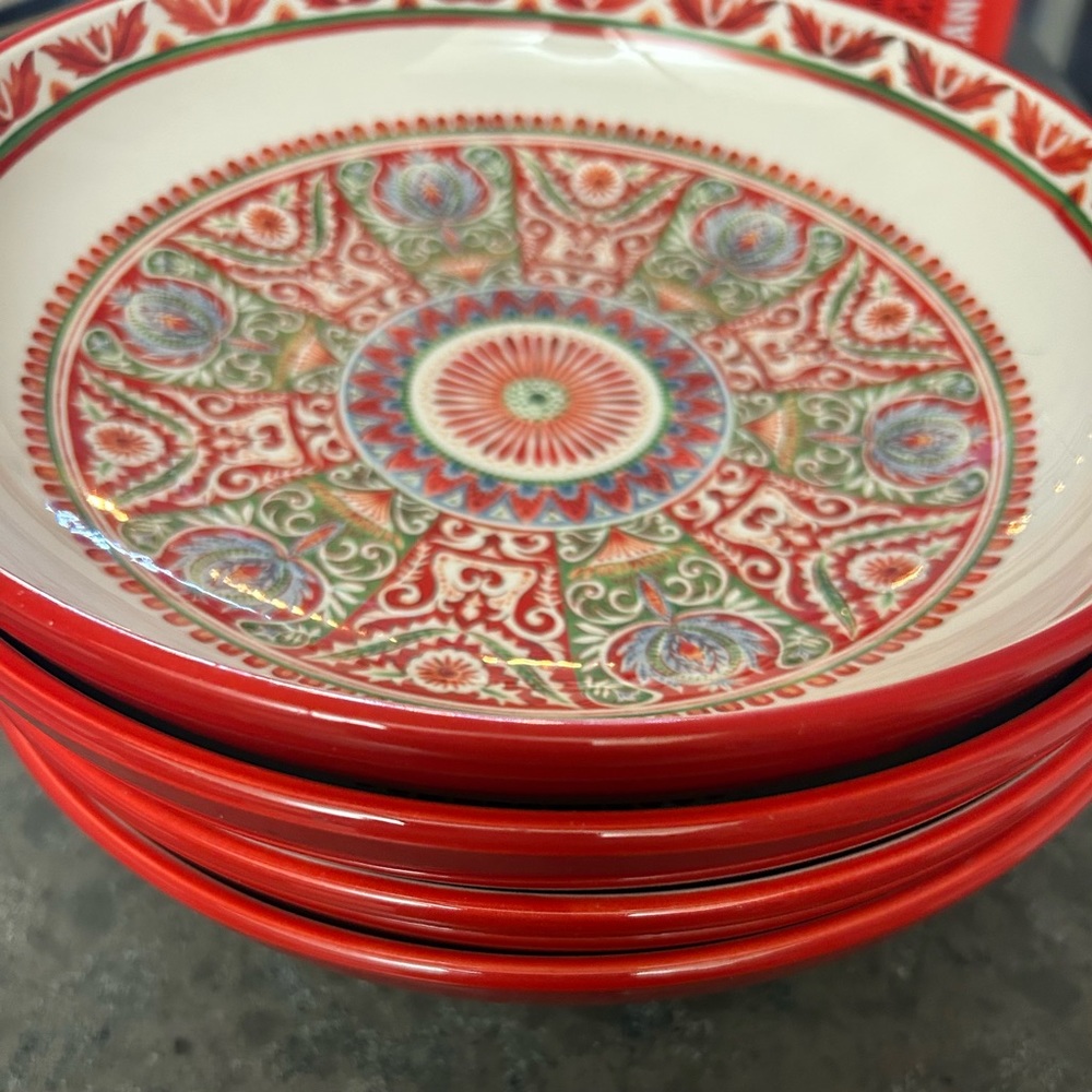 4 Bico “Rio Totem” soup bowls.